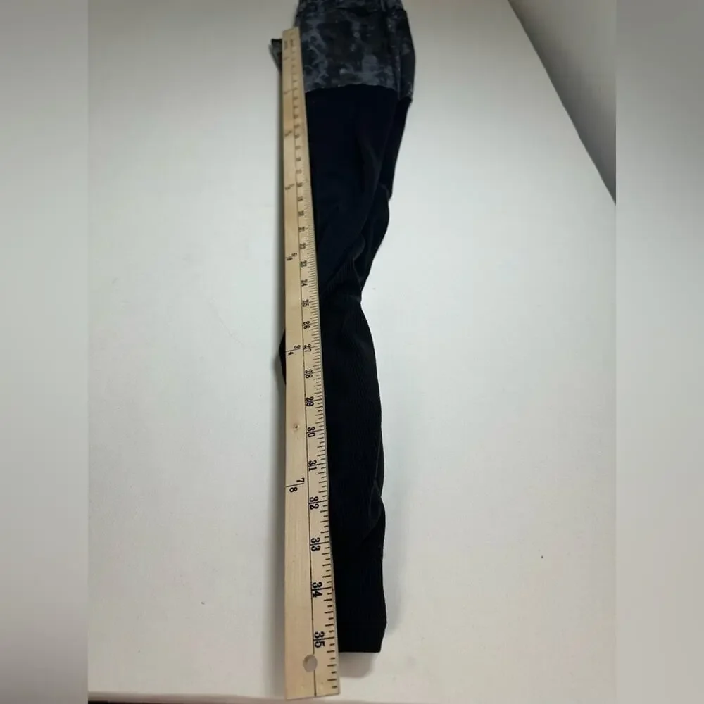 Alo Yoga Goddess Ribbed Leggings Size Small Black and Grey EUC